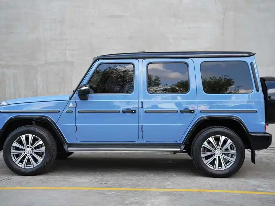 Mercedes-Benz G-class