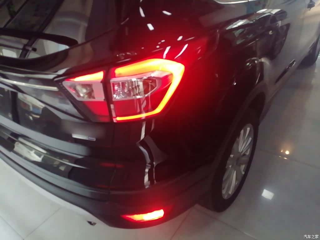 Ford Kuga, 2017 8