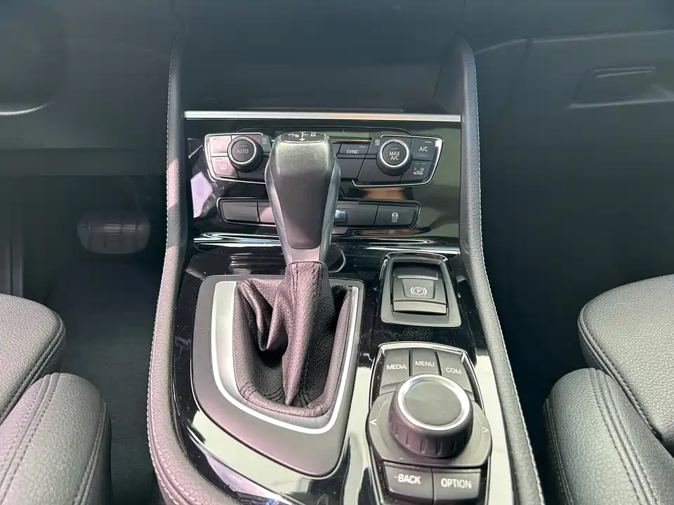 BMW 2 series station wagon