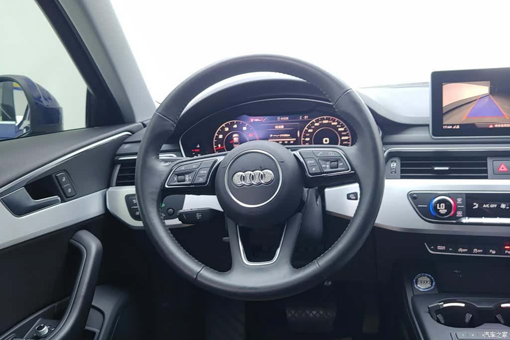 Audi A4L, 2019 15