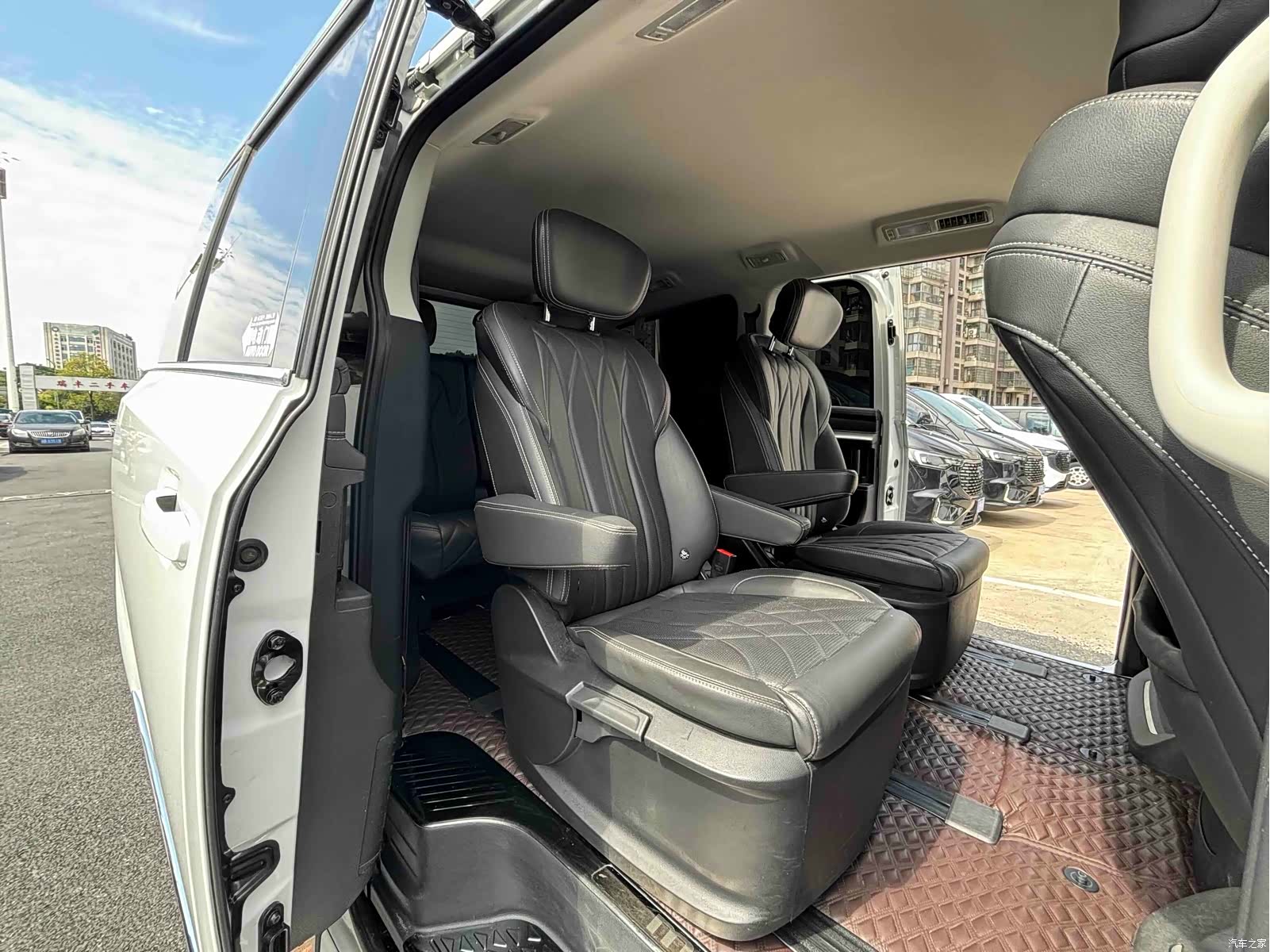 Maxus G20, 2023 9
