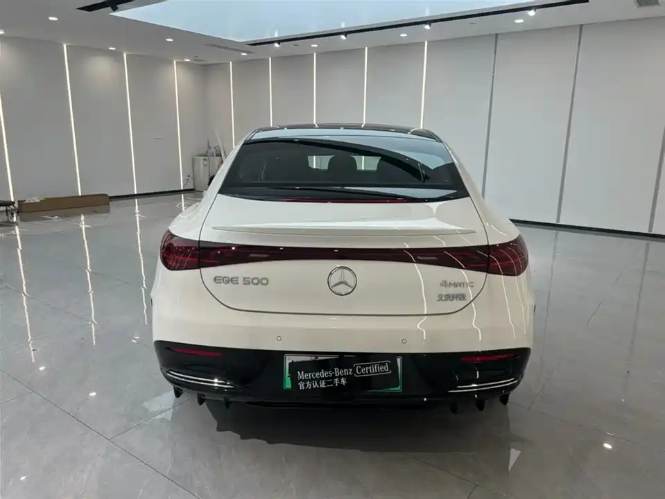 Mercedes-Benz EQE