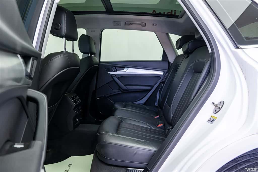 Audi Q5L, 2019 12