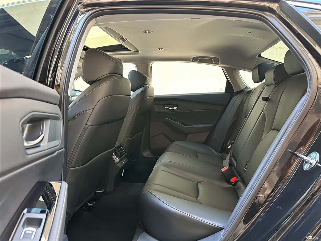 Honda Inspire, 2025 10