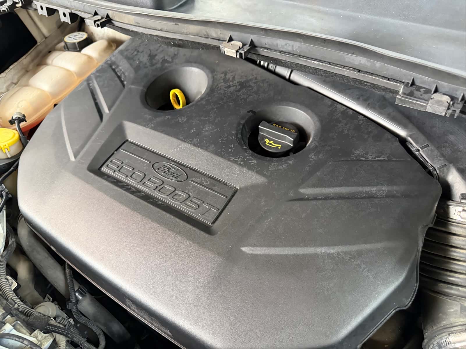 Ford Kuga, 2013 38