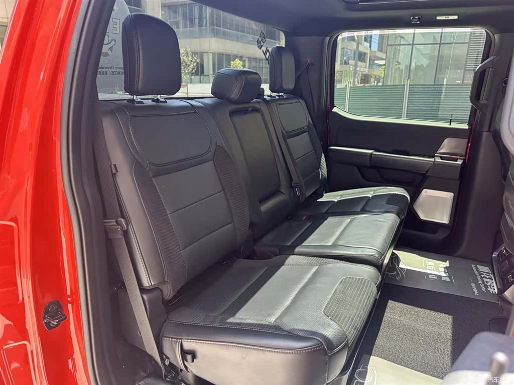 Ford F-150, 2025 8