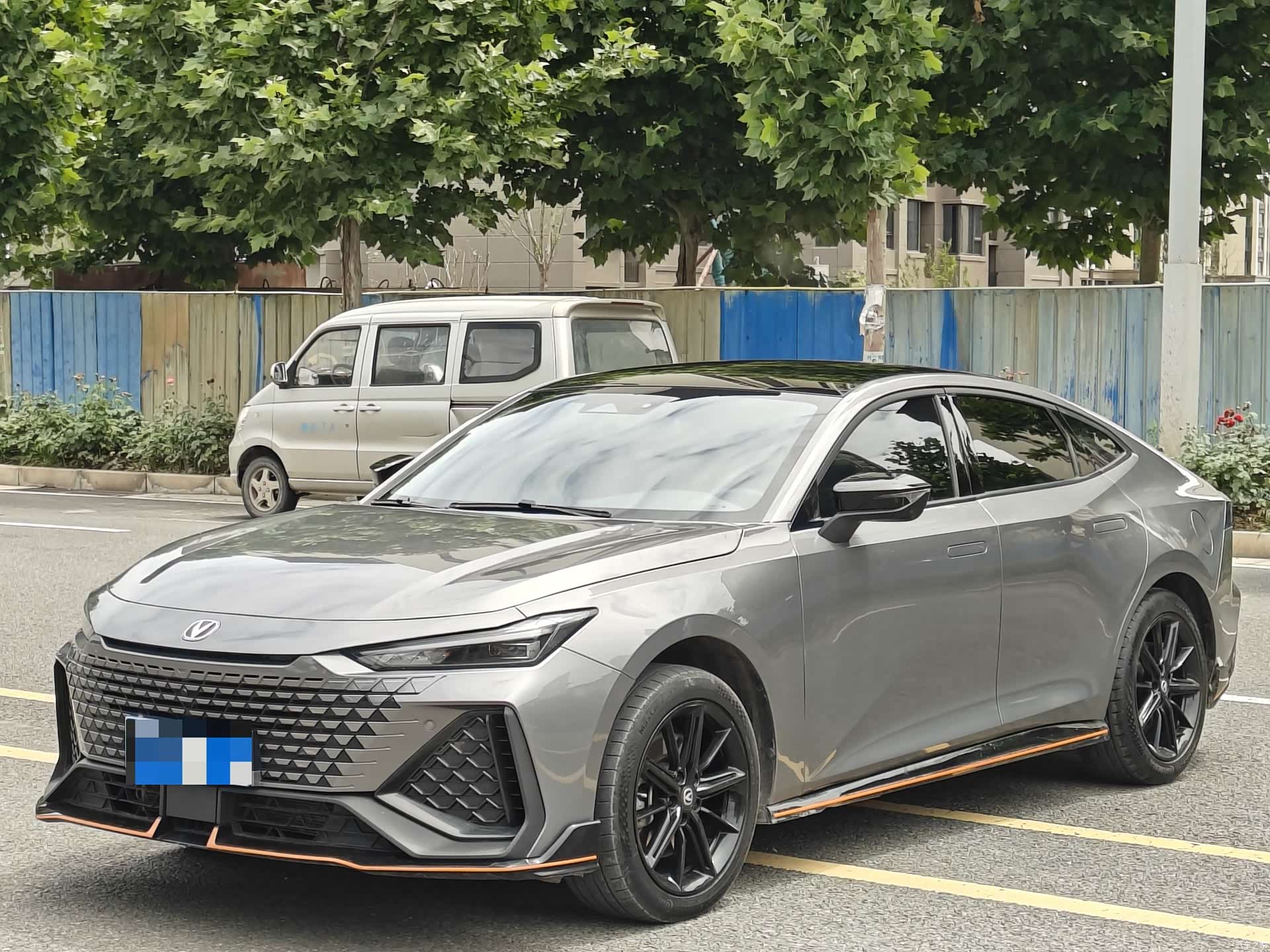 Changan UNI-V, 2022 1