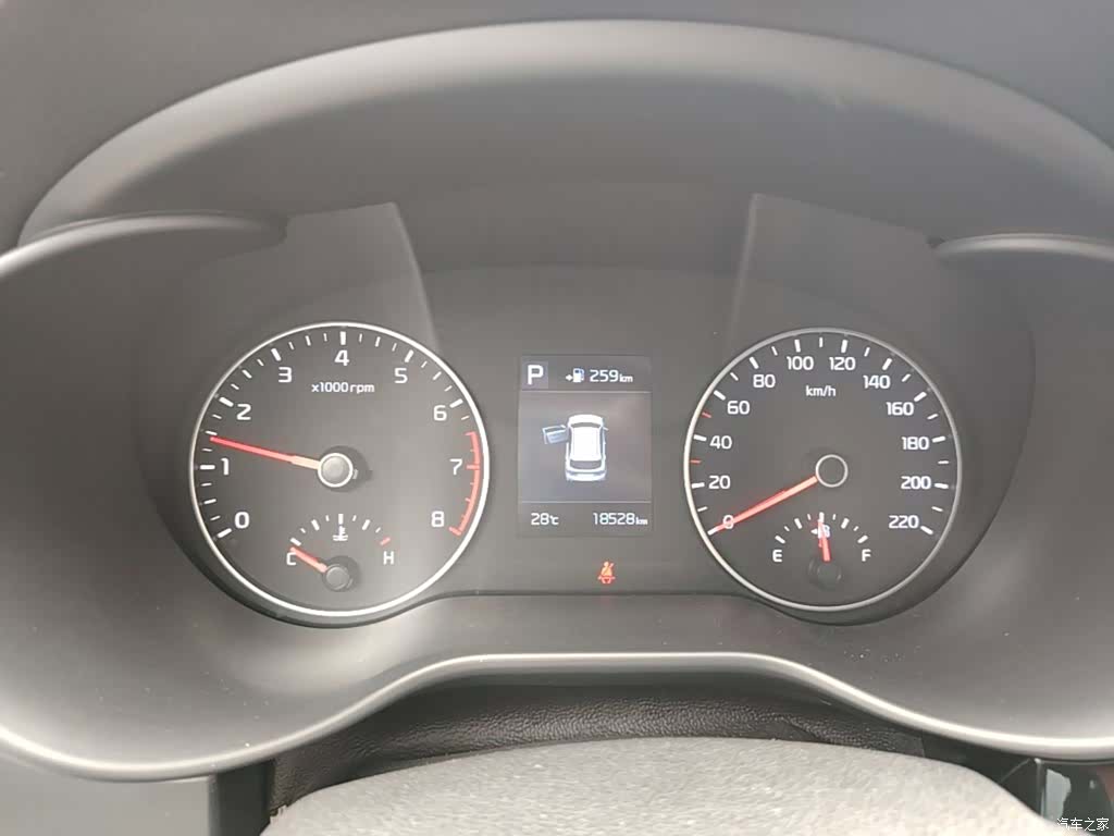 Kia KX, 2018 8