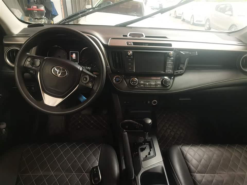 Toyota RAV4 Rongfang