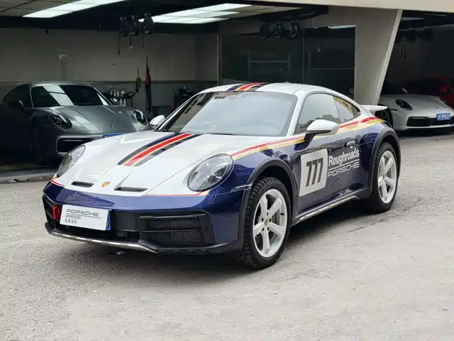 Porsche 911 2024 — купить из Китая под заказ