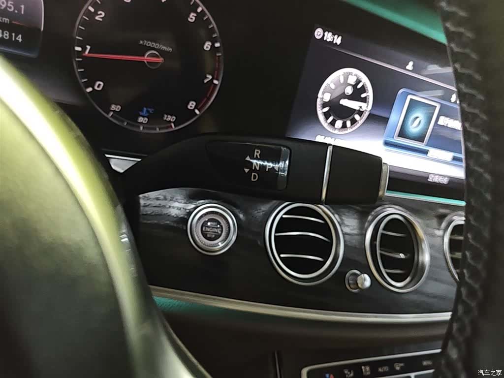 Mercedes-Benz E-Class, 2019 14