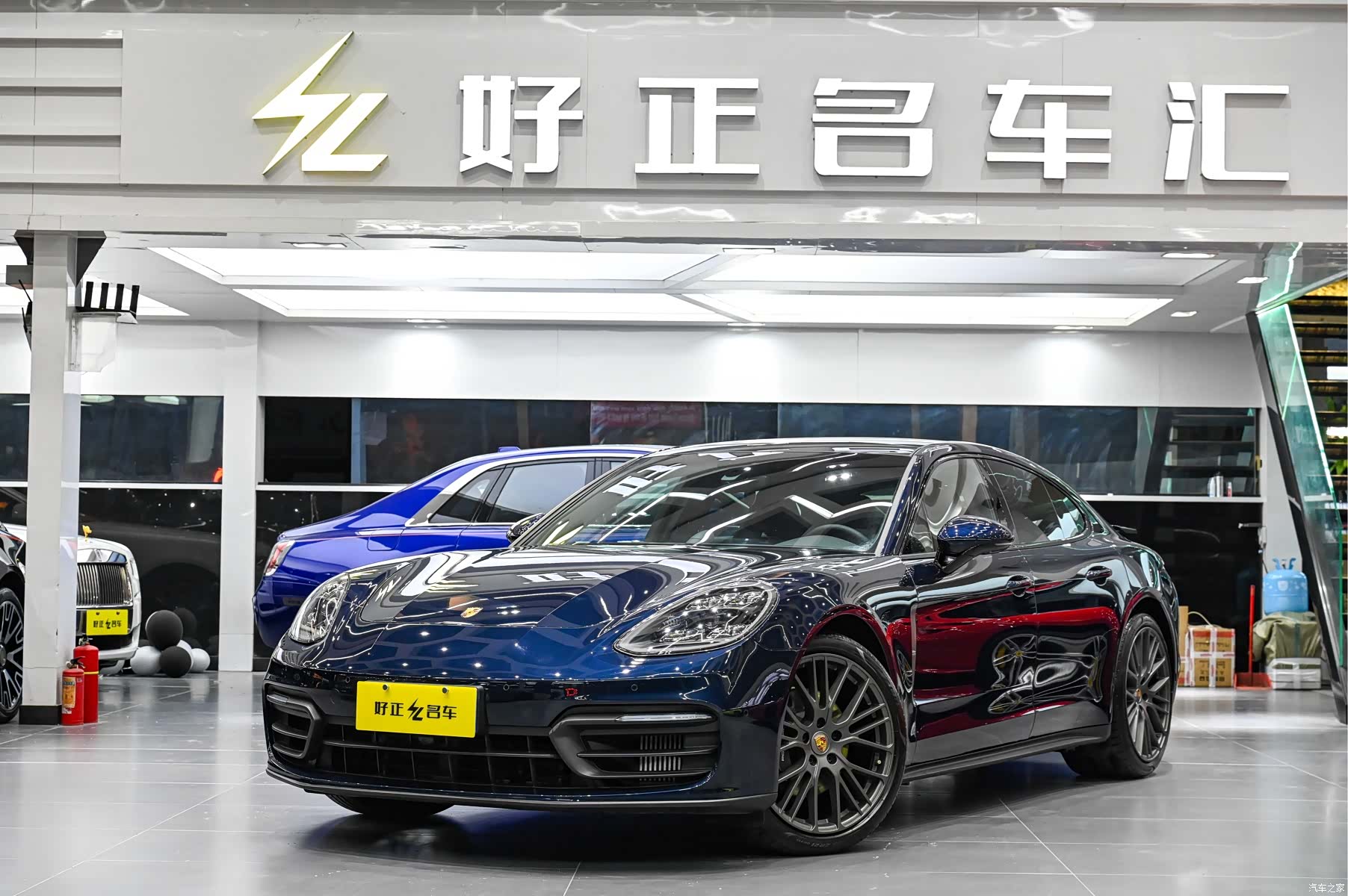 Porsche Panamera, 2024 1