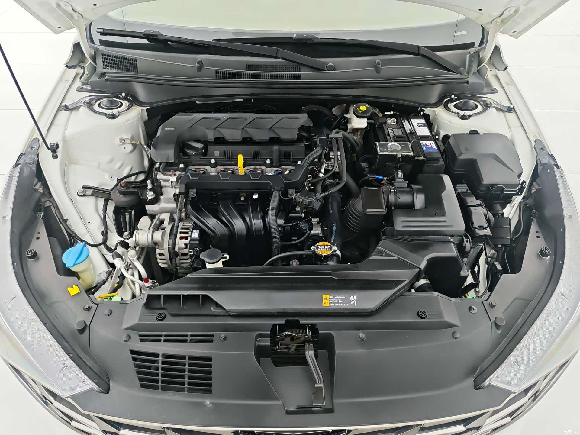 Hyundai Elantra, 2021 7