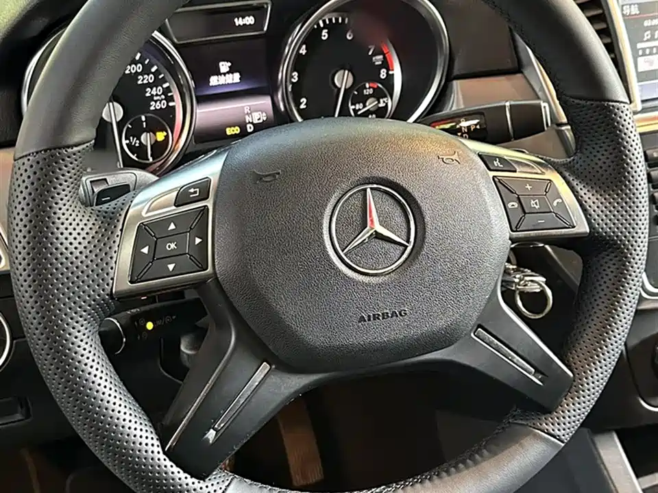 Mercedes-Benz M class