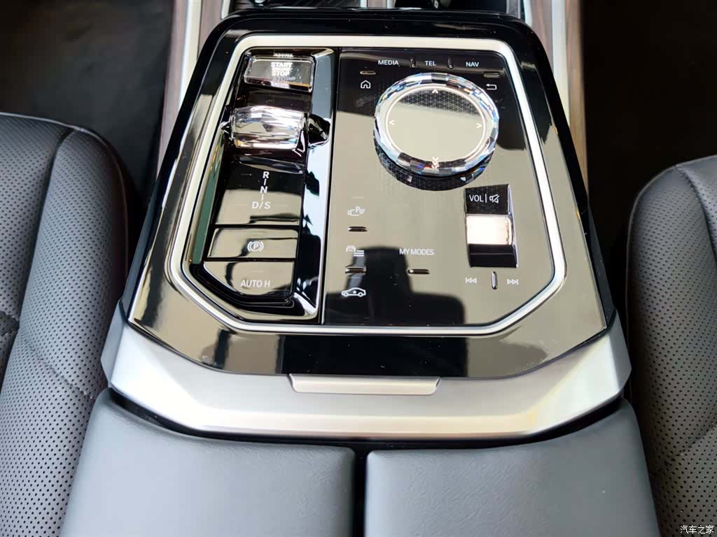 BMW 7 Series, 2025 16