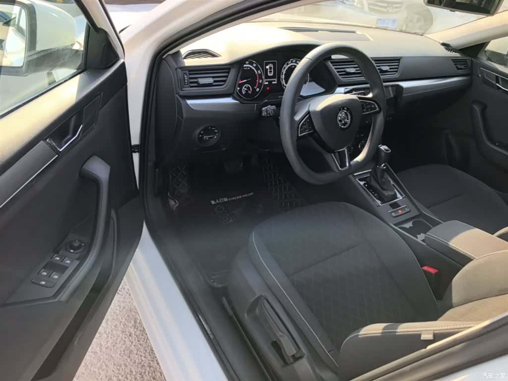Skoda Superb, 2021 16