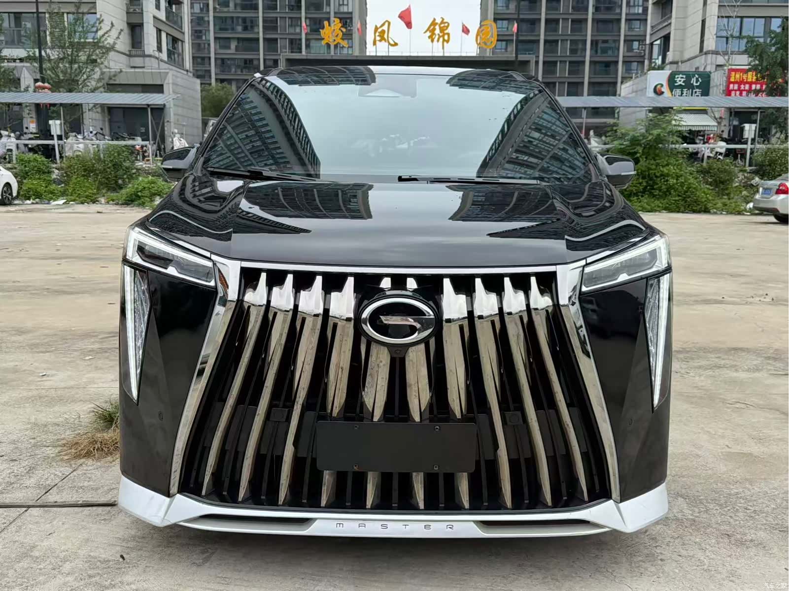 Trumpchi M8, 2023 2
