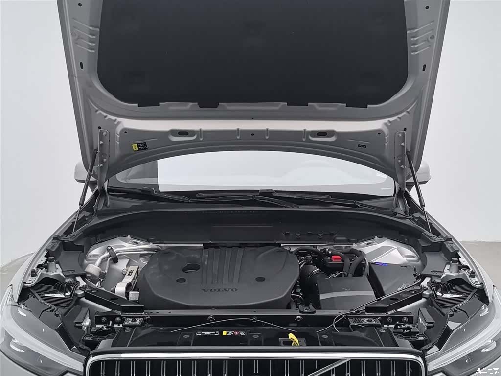 Volvo XC60, 2023 6