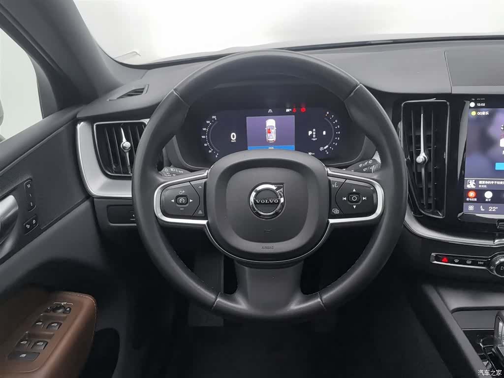 Volvo XC60, 2023 11