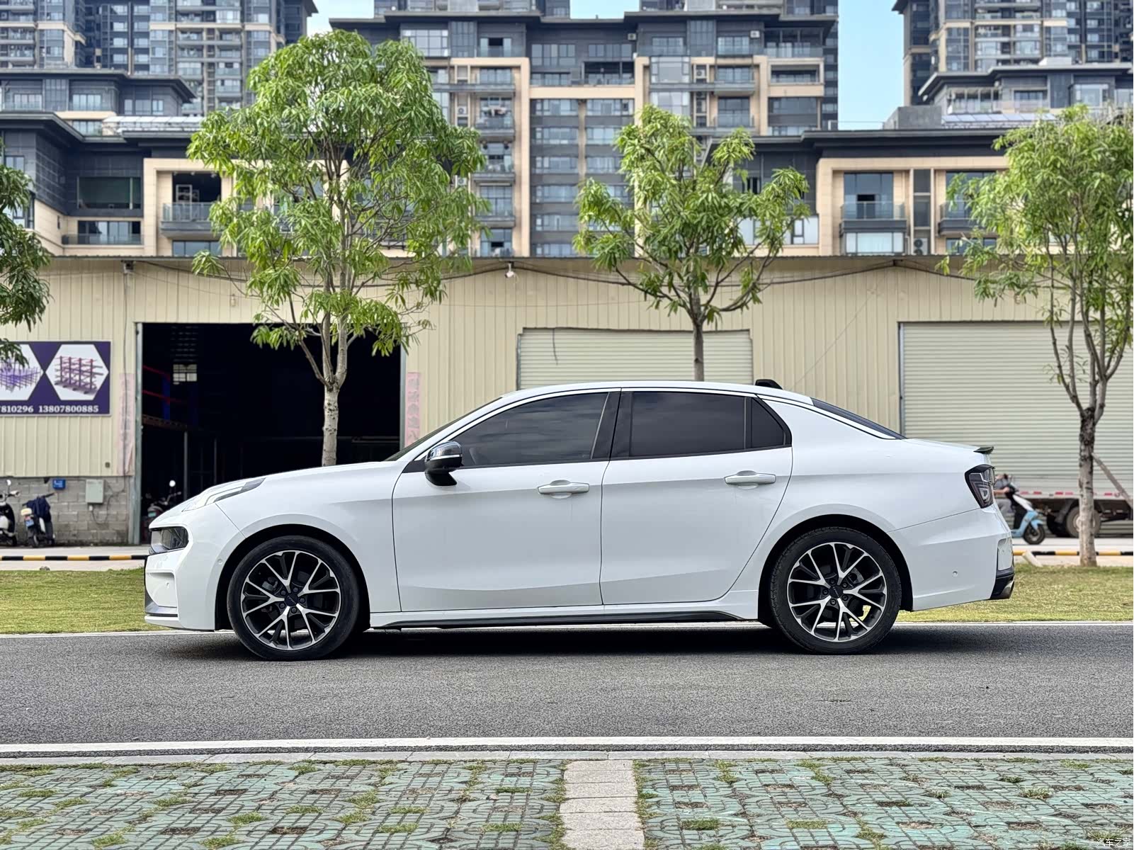 Lynk & Co 01, 2020 4