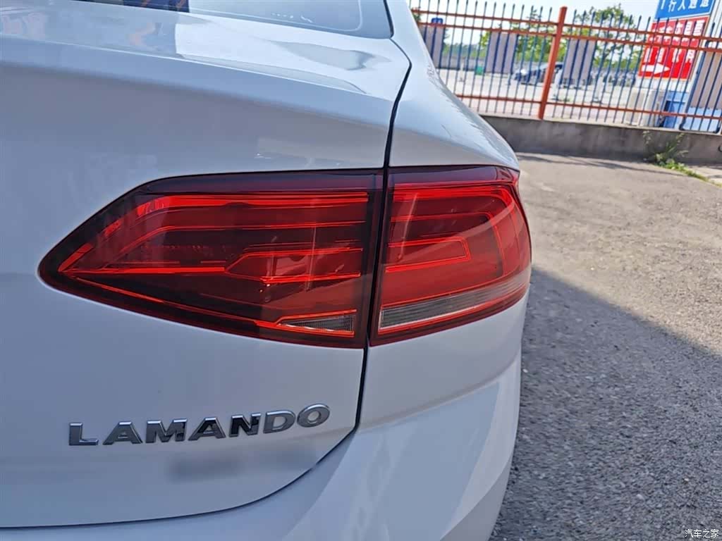 Volkswagen Lamando, 2017 8