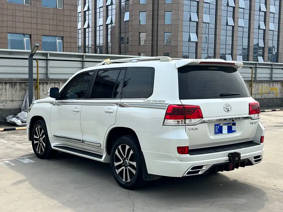 Toyota Land Cruiser Toyota Land Cruiser
