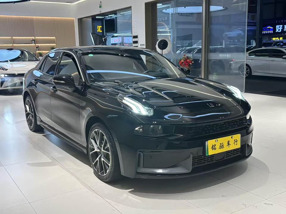 Lynk & Co 03 New energy