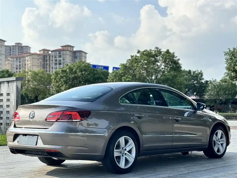 Volkswagen CC
