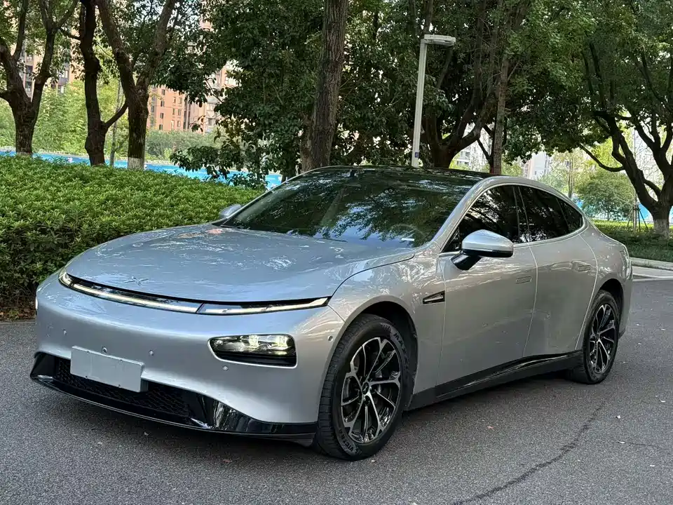 XPENG P7