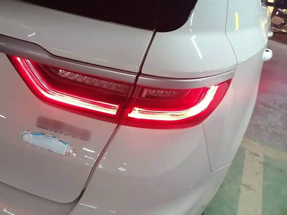 Geely Vision X6