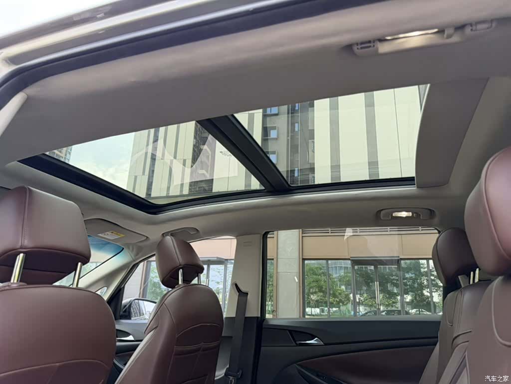 Buick GL6, 2017 9