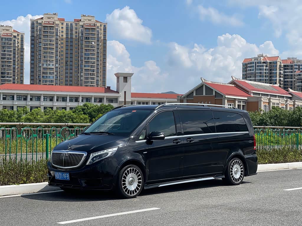 Mercedes-Benz V-Class