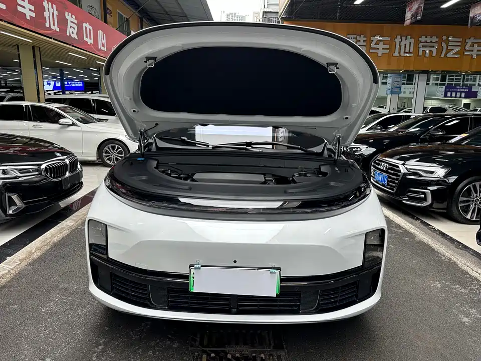 Li Auto Ideal L7