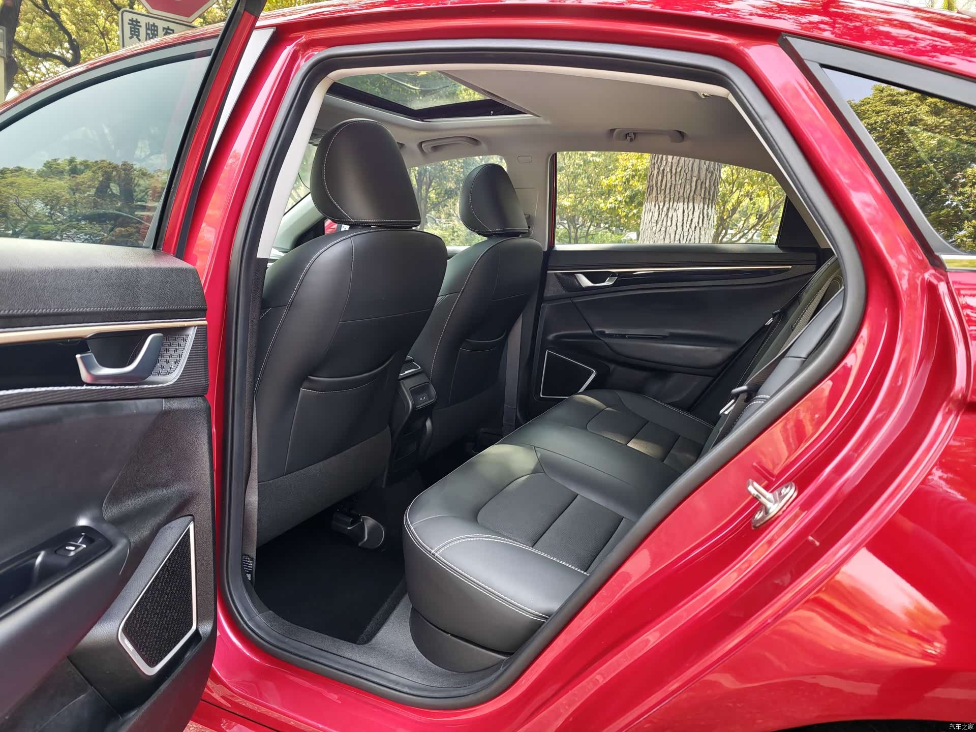 Geely Emgrand, 2021 20