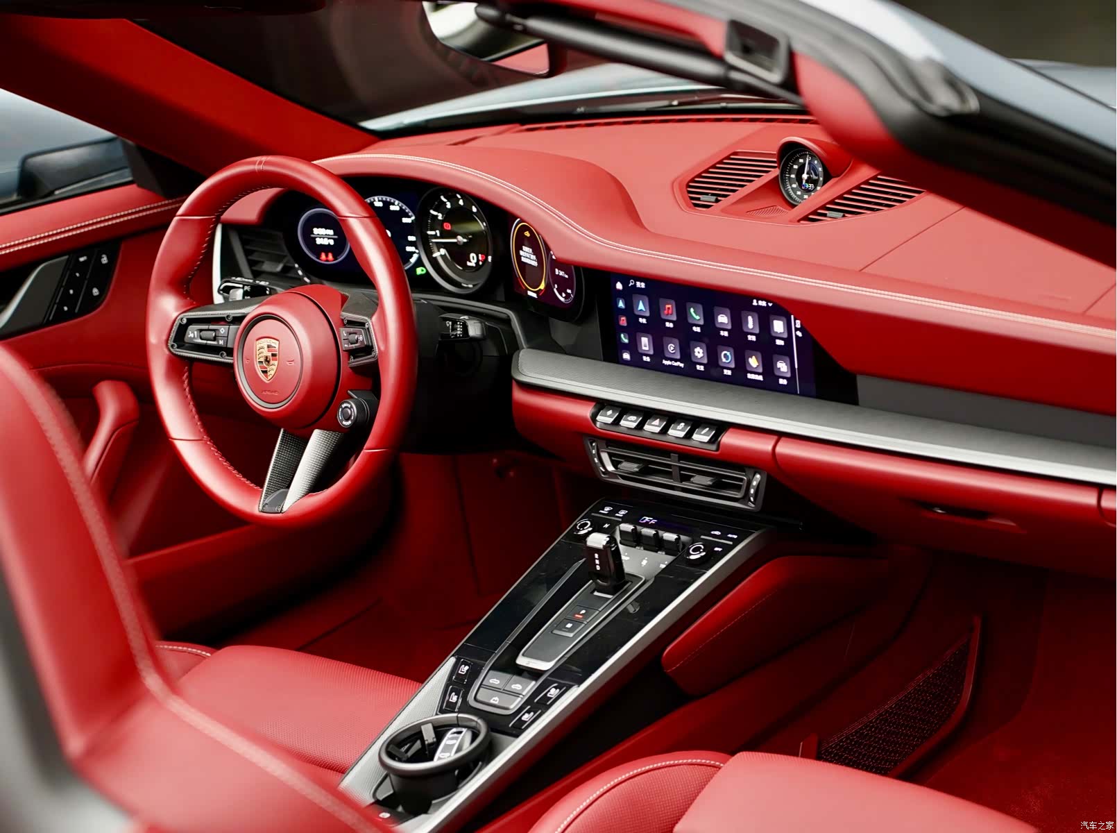 Porsche 911, 2024 10