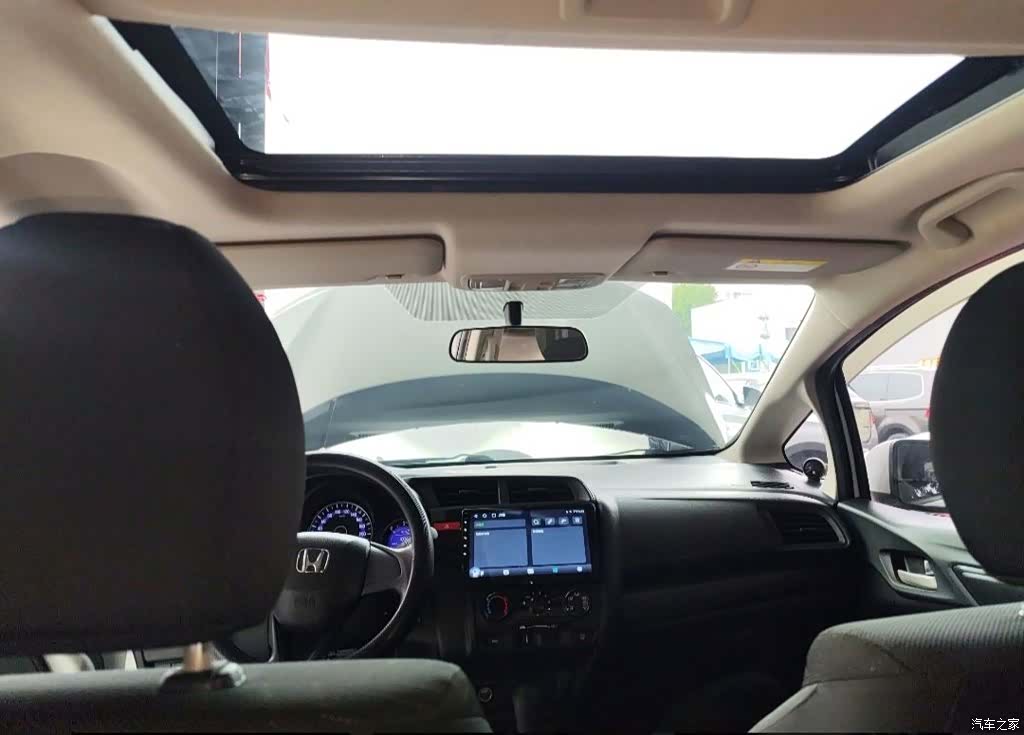 Honda Fit, 2017 10