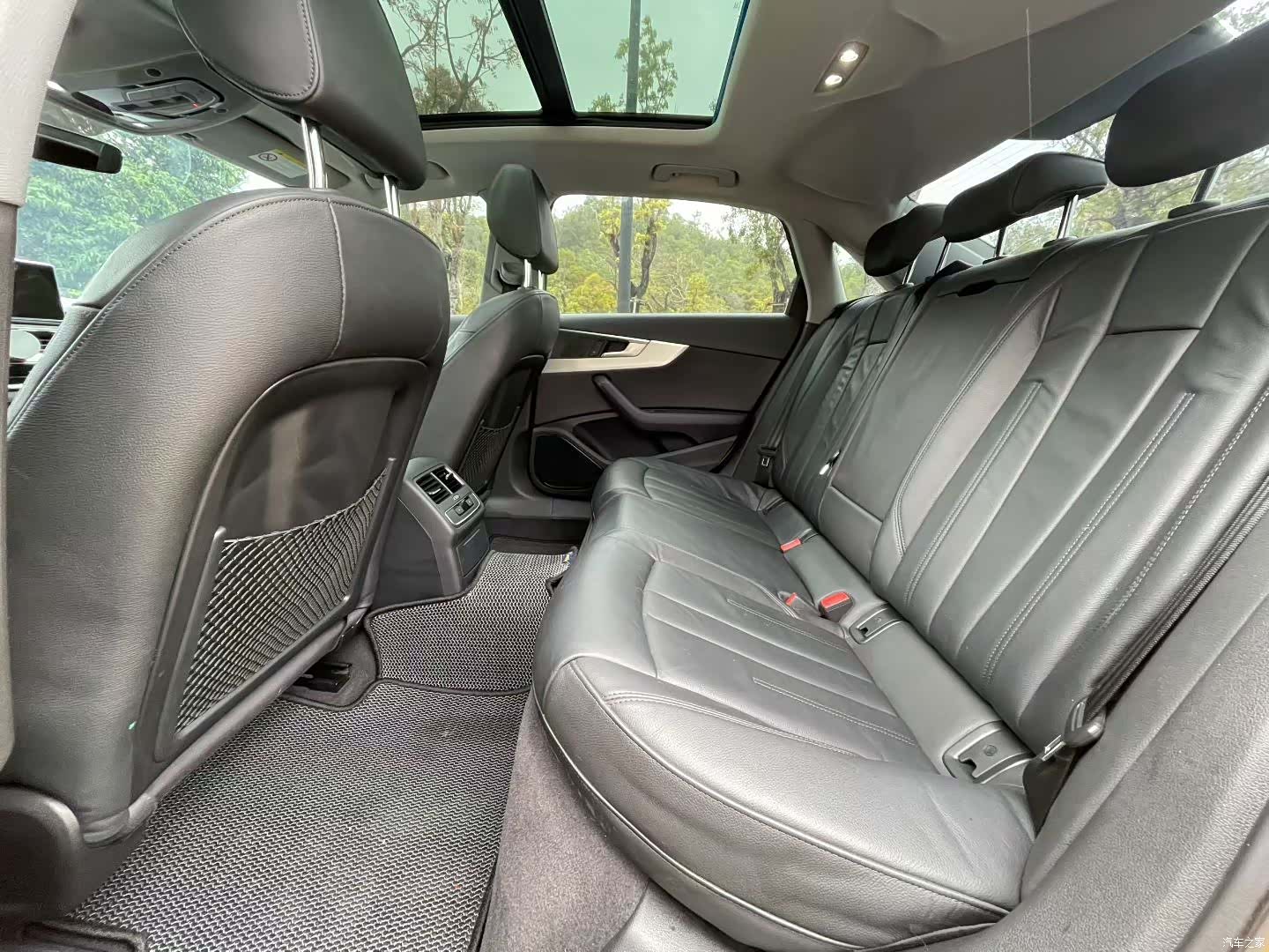 Audi A4L, 2018 6