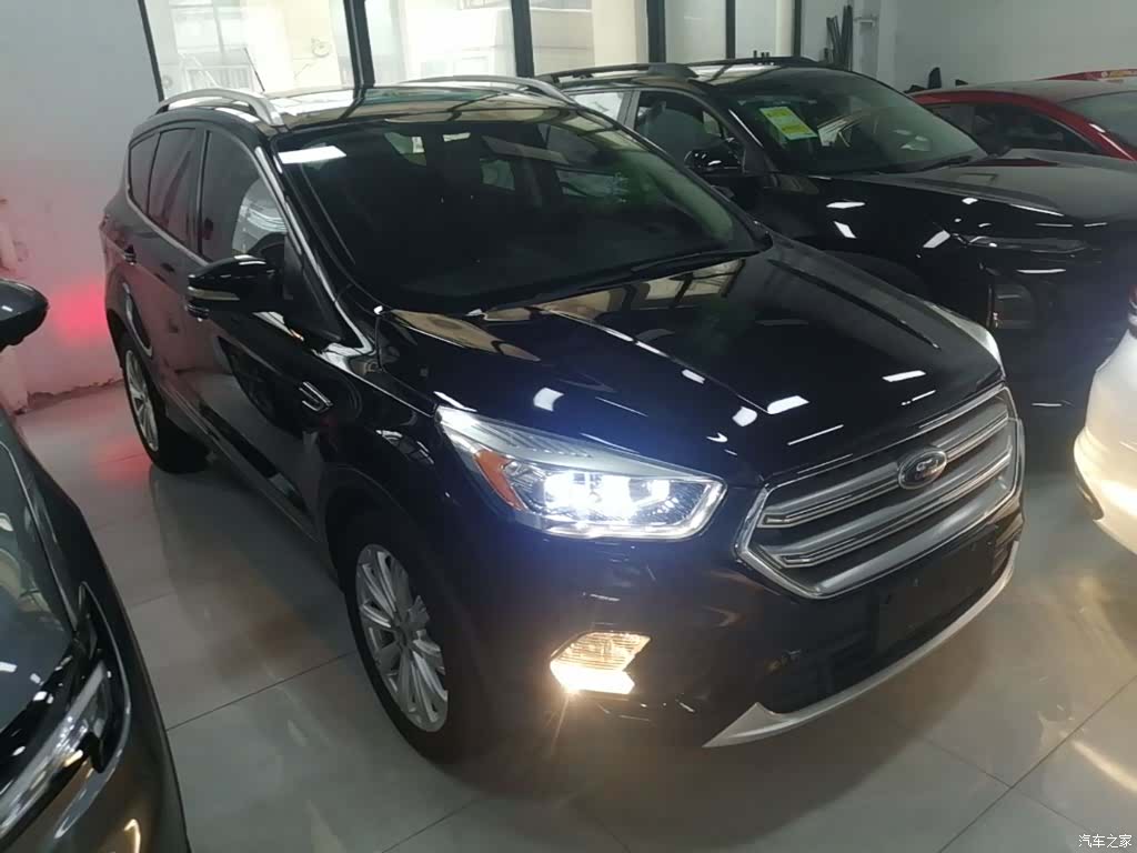 Ford Kuga, 2017 4