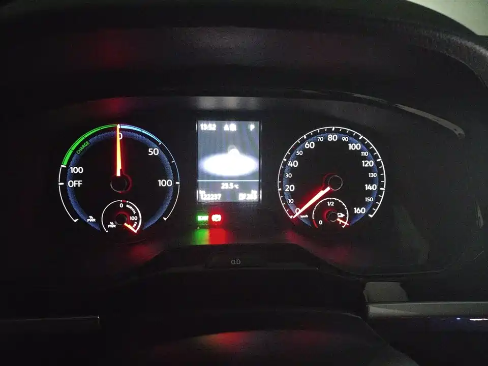 Volkswagen Bora Pure Electric