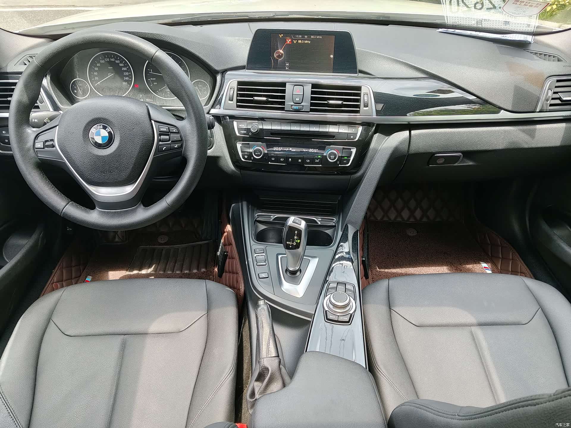 BMW 3 Series, 2016 12