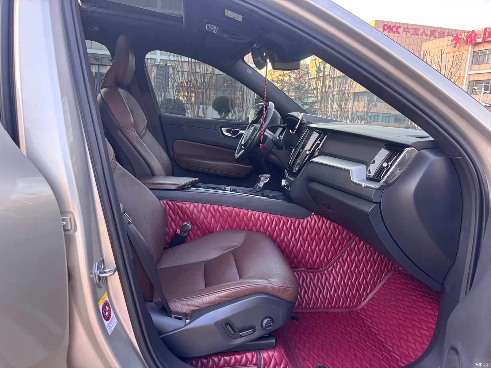 Volvo XC60, 2021 12