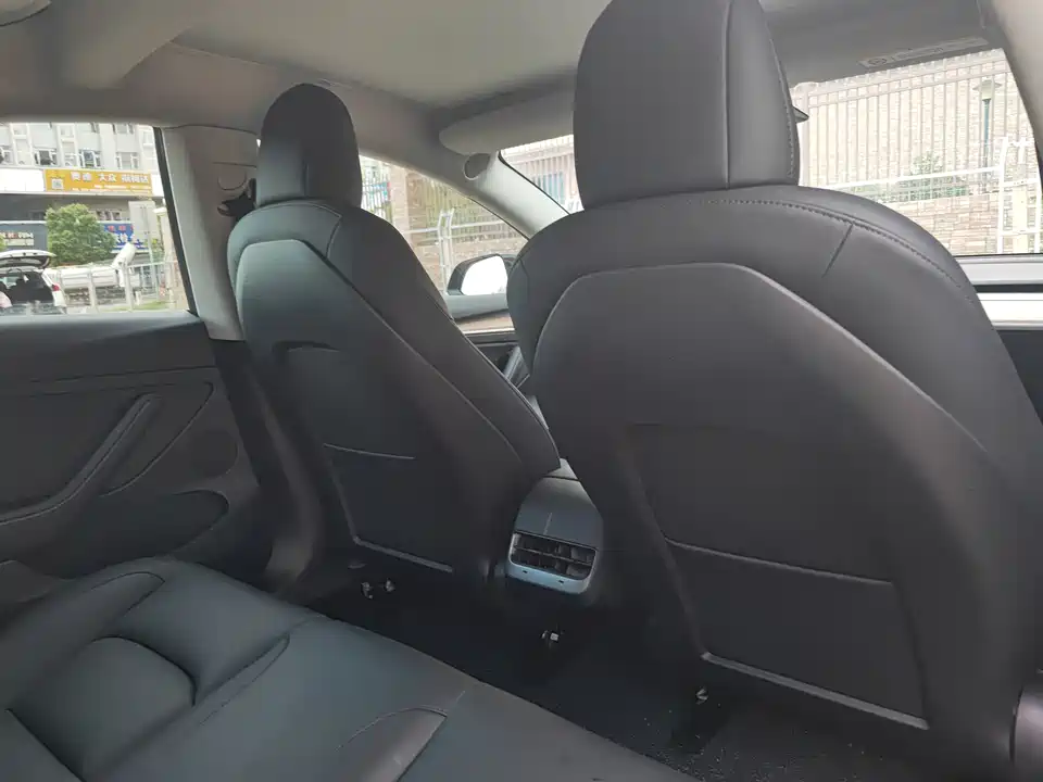 Tesla Model 3 Tesla Model 3