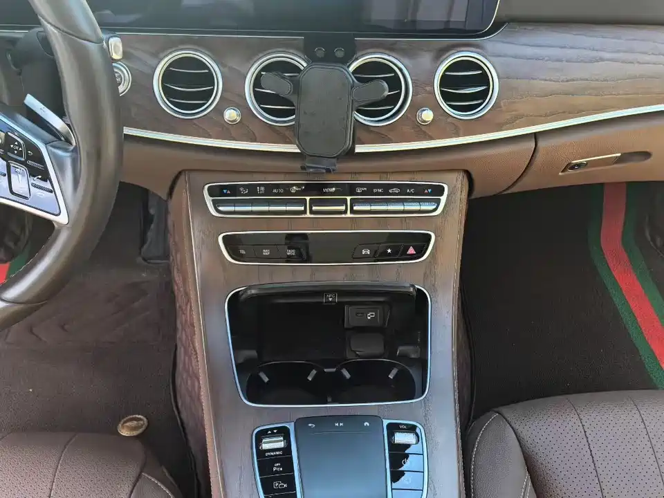 Mercedes-Benz E-class Mercedes-Benz E-class