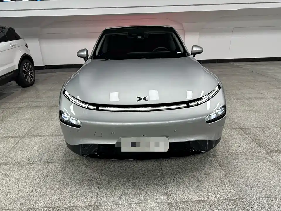 XPENG P7