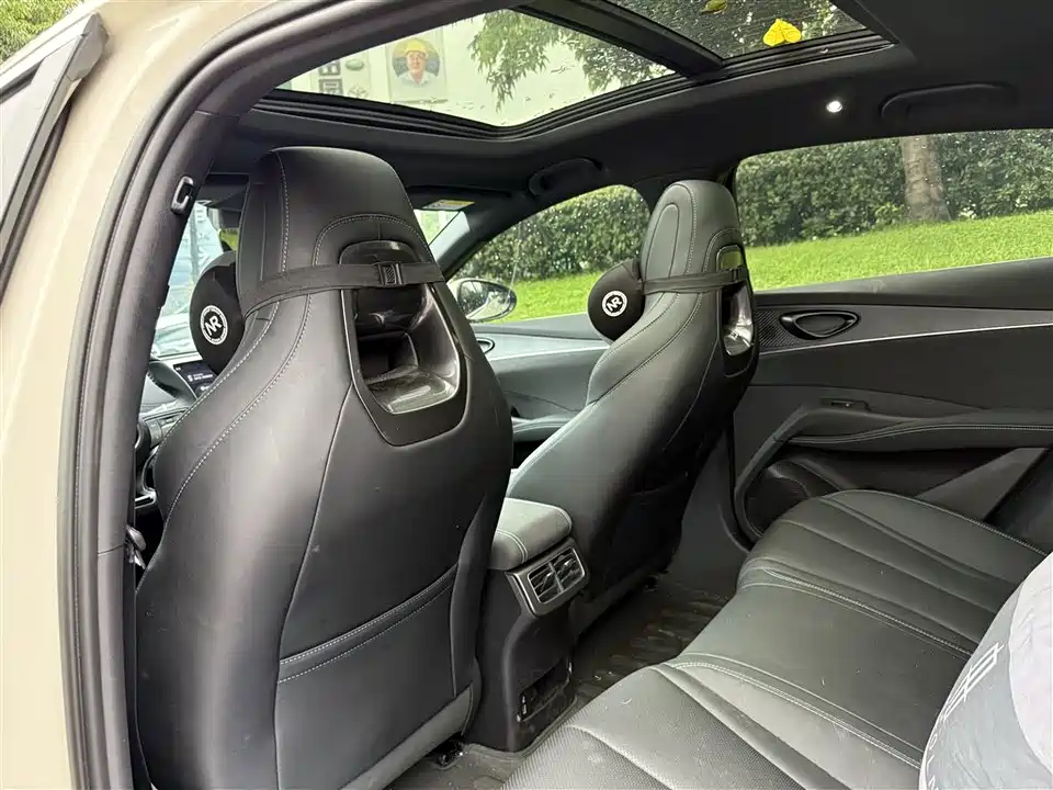 BYD Seal 06