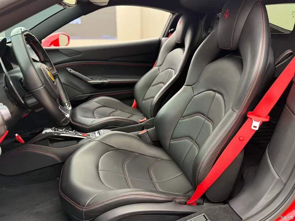 Ferrari 488, 2019 все фото