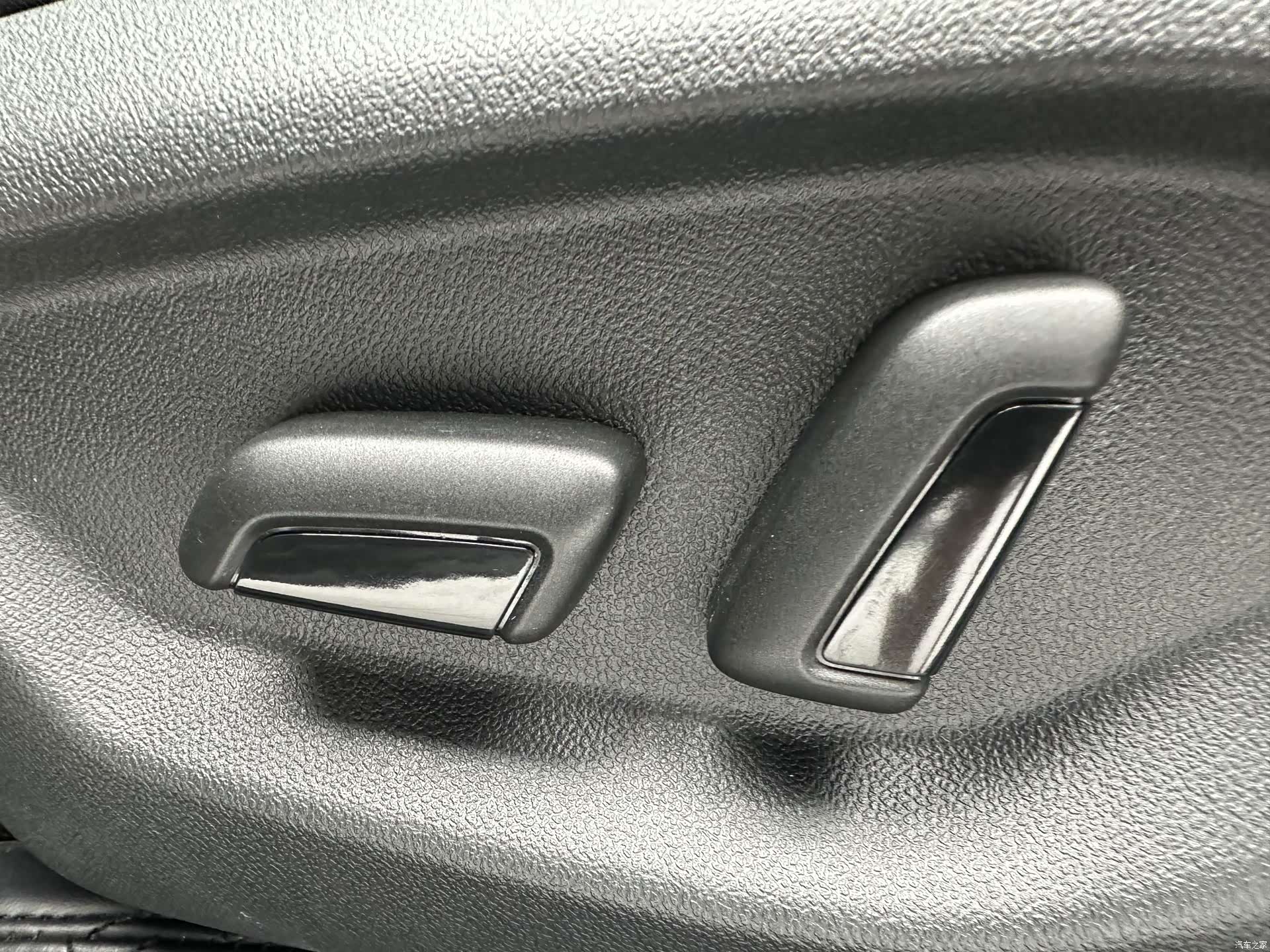 Volkswagen VS7, 2022 13
