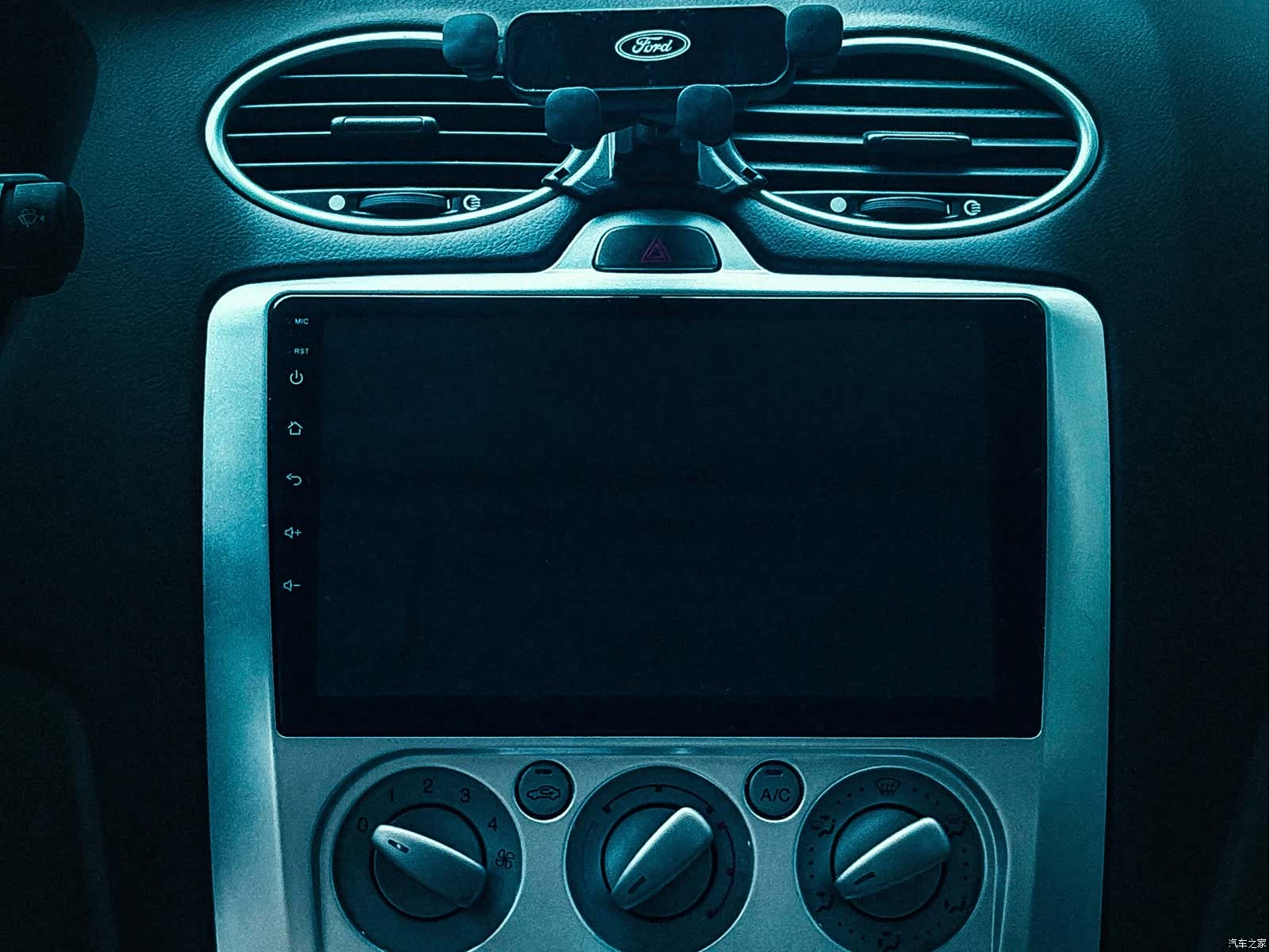Ford Focus, 2012 7