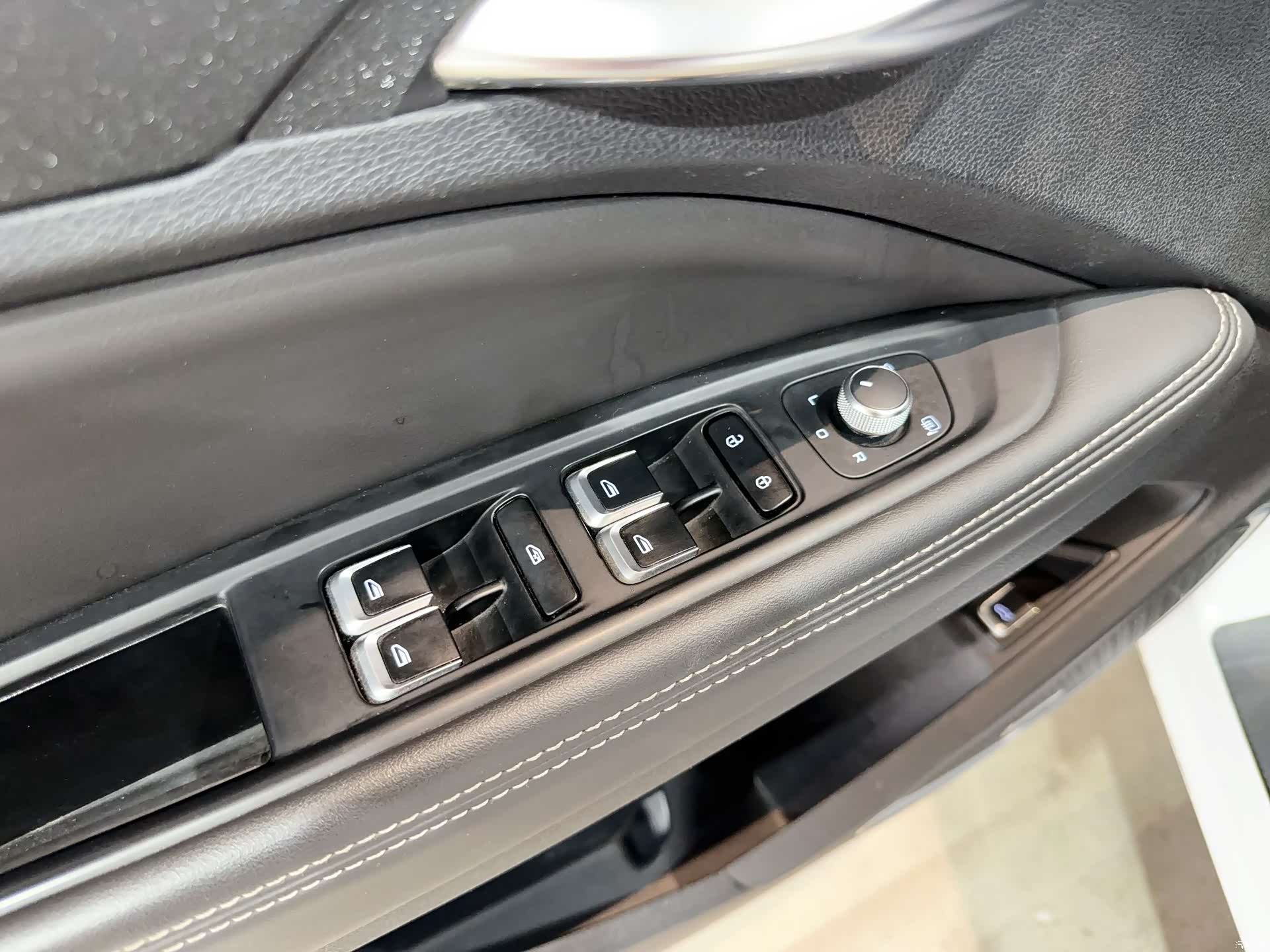 Geely Xingyue, 2020 все фото