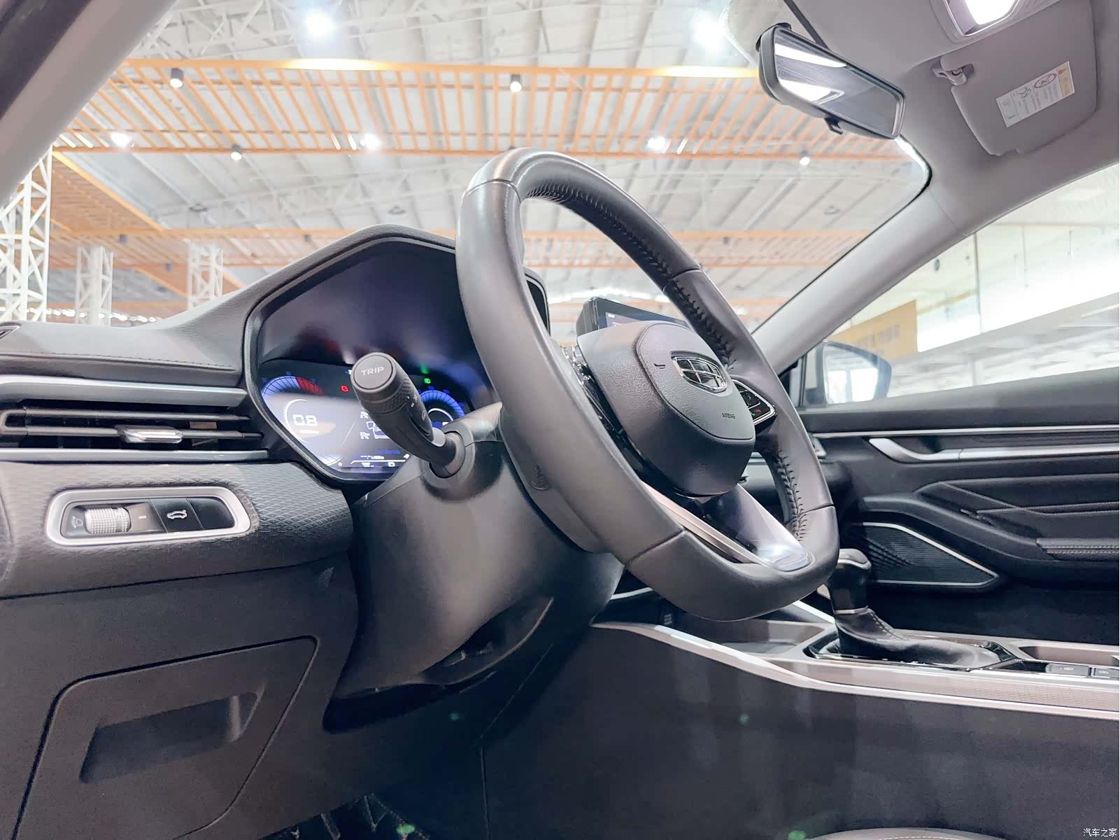 Geely Emgrand, 2022 6